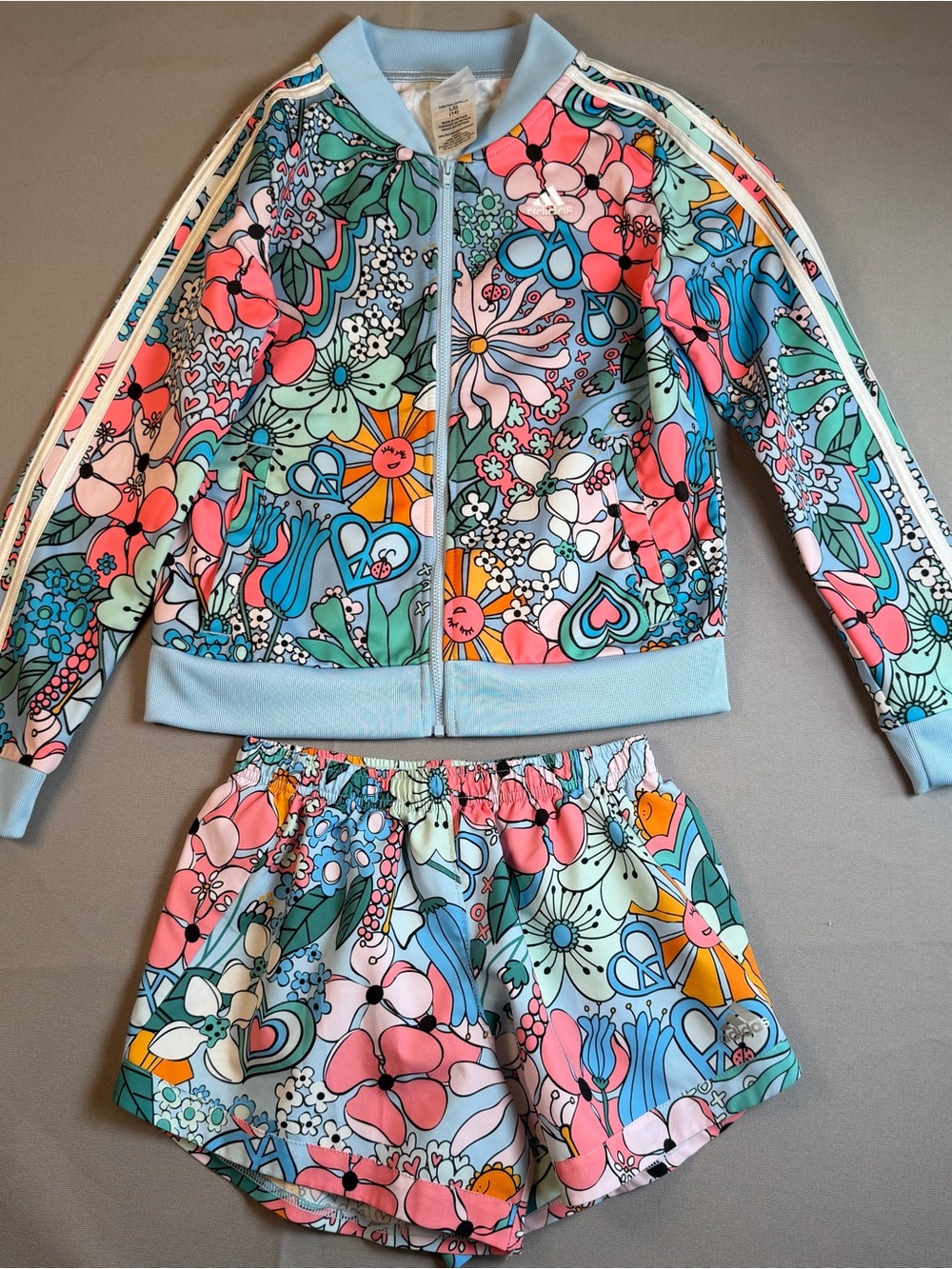 adidas Kids szL(14) WomensXSFloral Track Suit Jacket&Shorts Hearts PeaceSign Sun